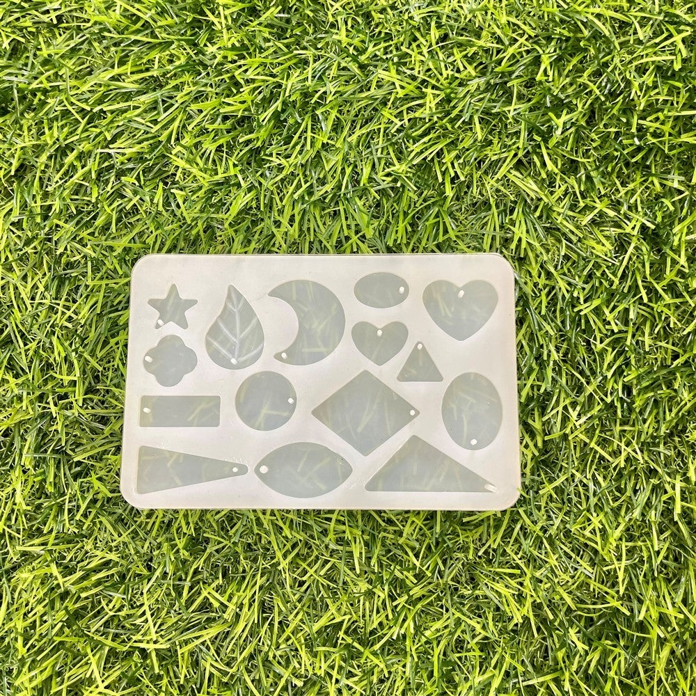 Keychain and Pendant 15 Cavity 12x8cm 4mm Depth SIlicone Mould