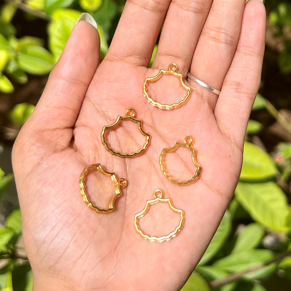 Crown Shape Frame Pendant - Gold (Set of 5)