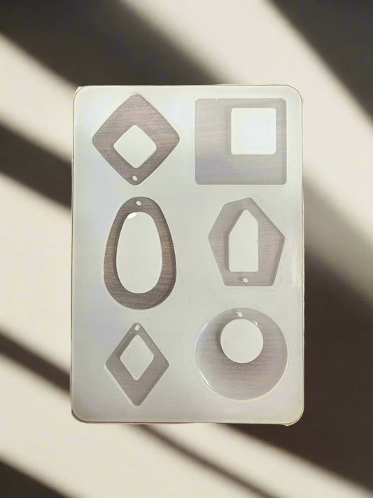 Keychain and Pendant 6 Cavity Mould 14x10cm 5mm Depth Silicon Mould