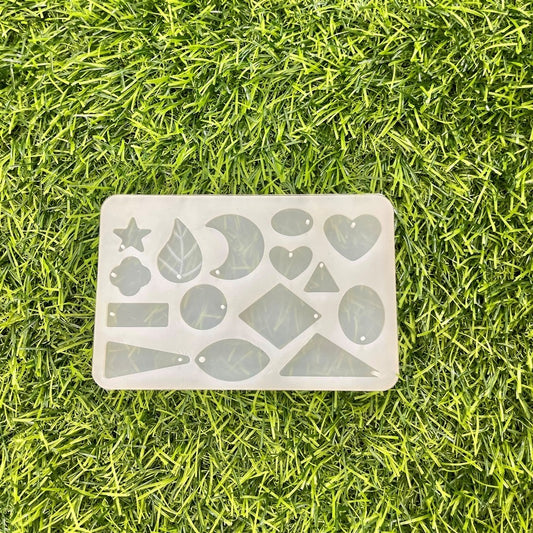 Keychain and Pendant 15 Cavity 12x8cm 4mm Depth SIlicone Mould