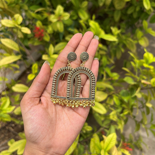 Mughal Frame Jhumka Earrings – Matte Gold