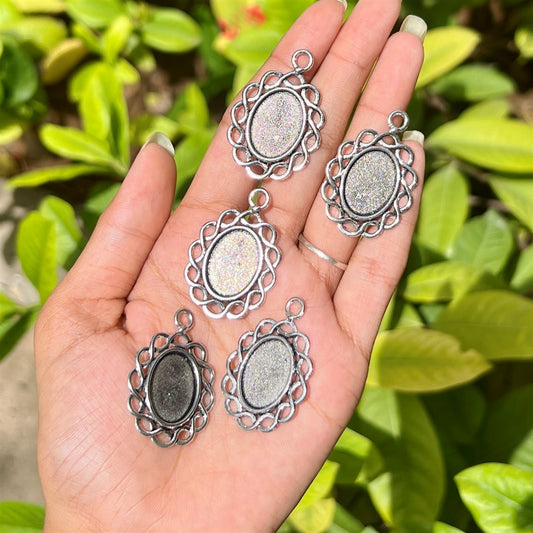 Round Floral Silver Bezel Pendant (Set of 5)